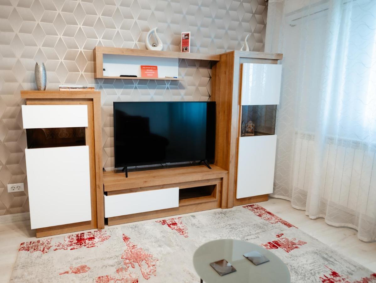 Carla'S Apart Palas-Hala Centrala 1 Bedroom, Airport Shuttle Iasi Ngoại thất bức ảnh