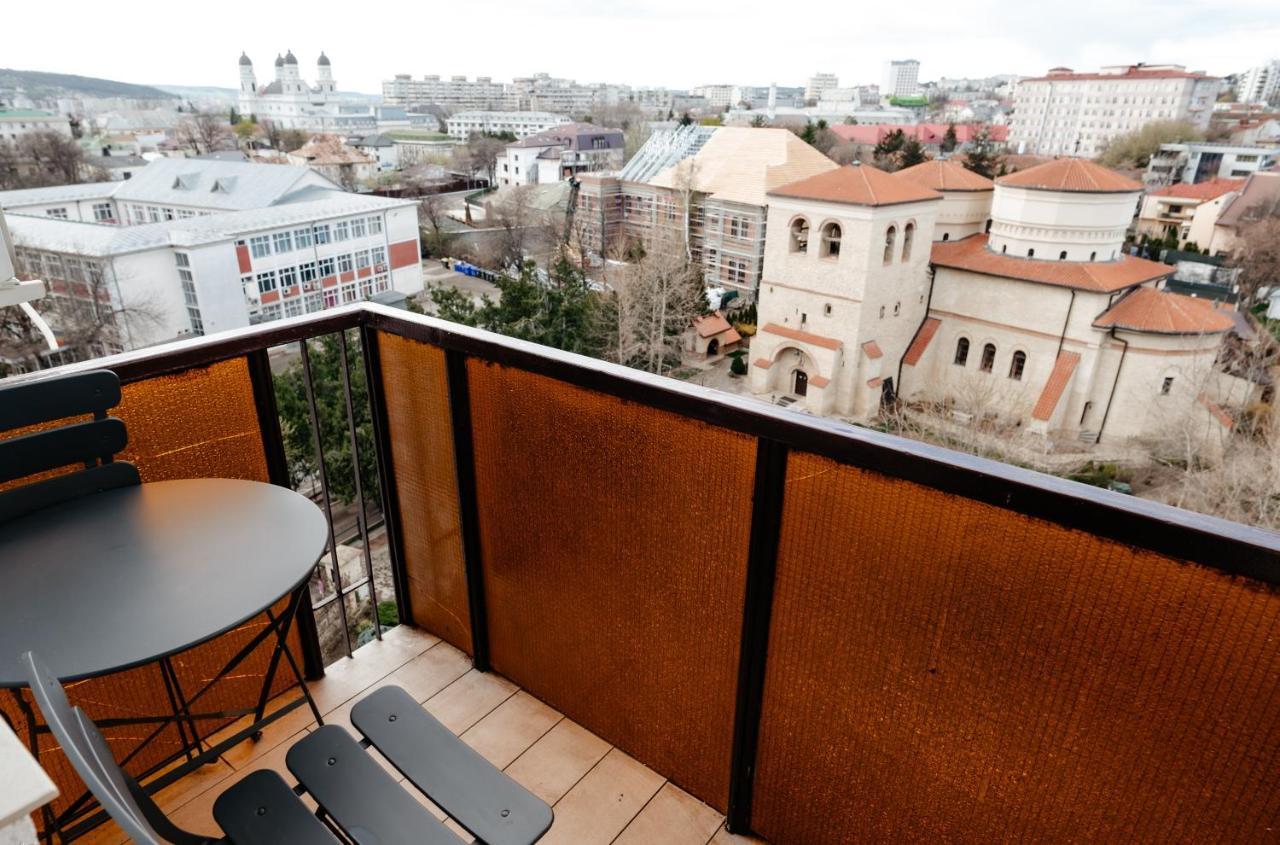 Carla'S Apart Palas-Hala Centrala 1 Bedroom, Airport Shuttle Iasi Ngoại thất bức ảnh