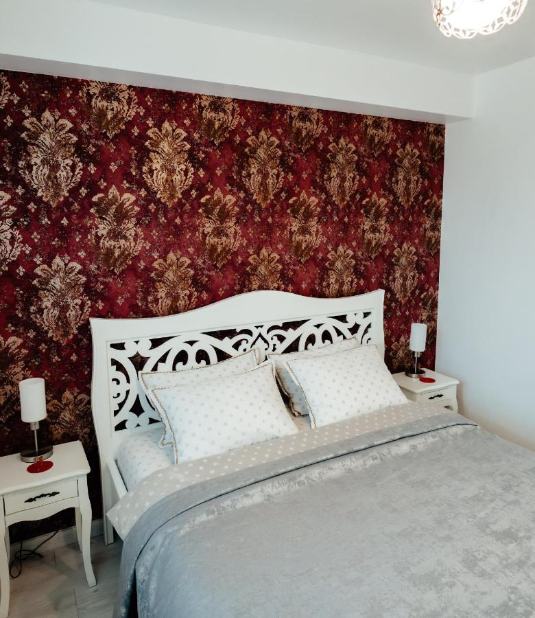 Carla'S Apart Palas-Hala Centrala 1 Bedroom, Airport Shuttle Iasi Ngoại thất bức ảnh